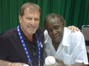 Greg Pryor and Minnie Minoso at the 2012 All-Star Fan Fest.